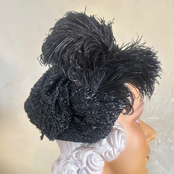 WINSOME 1950s\' BLACK STRAW & LACE HAT WITH BLACK OSTRICH FEATHERS main image 9